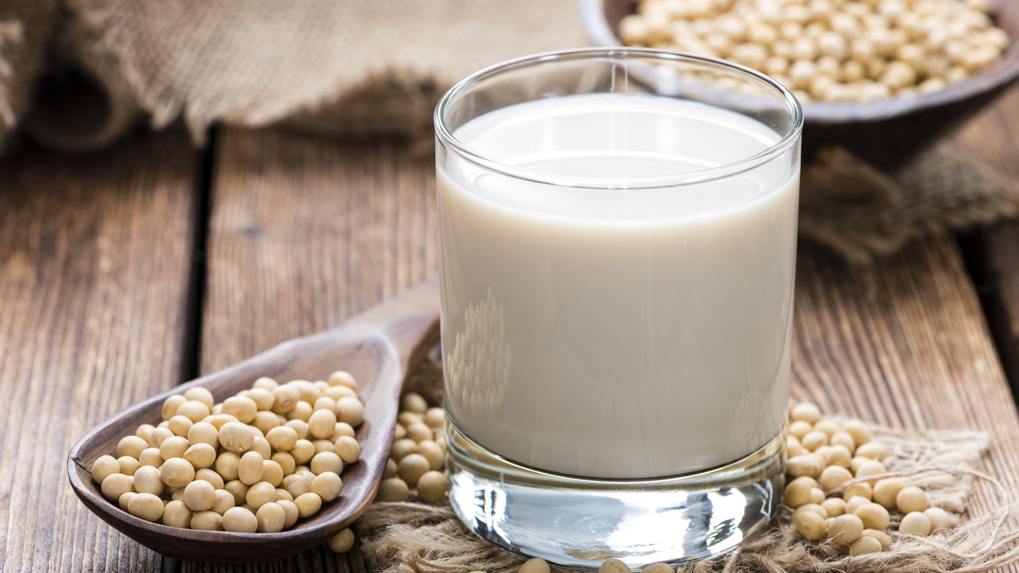 Кедровое молочко: польза и противопоказания
