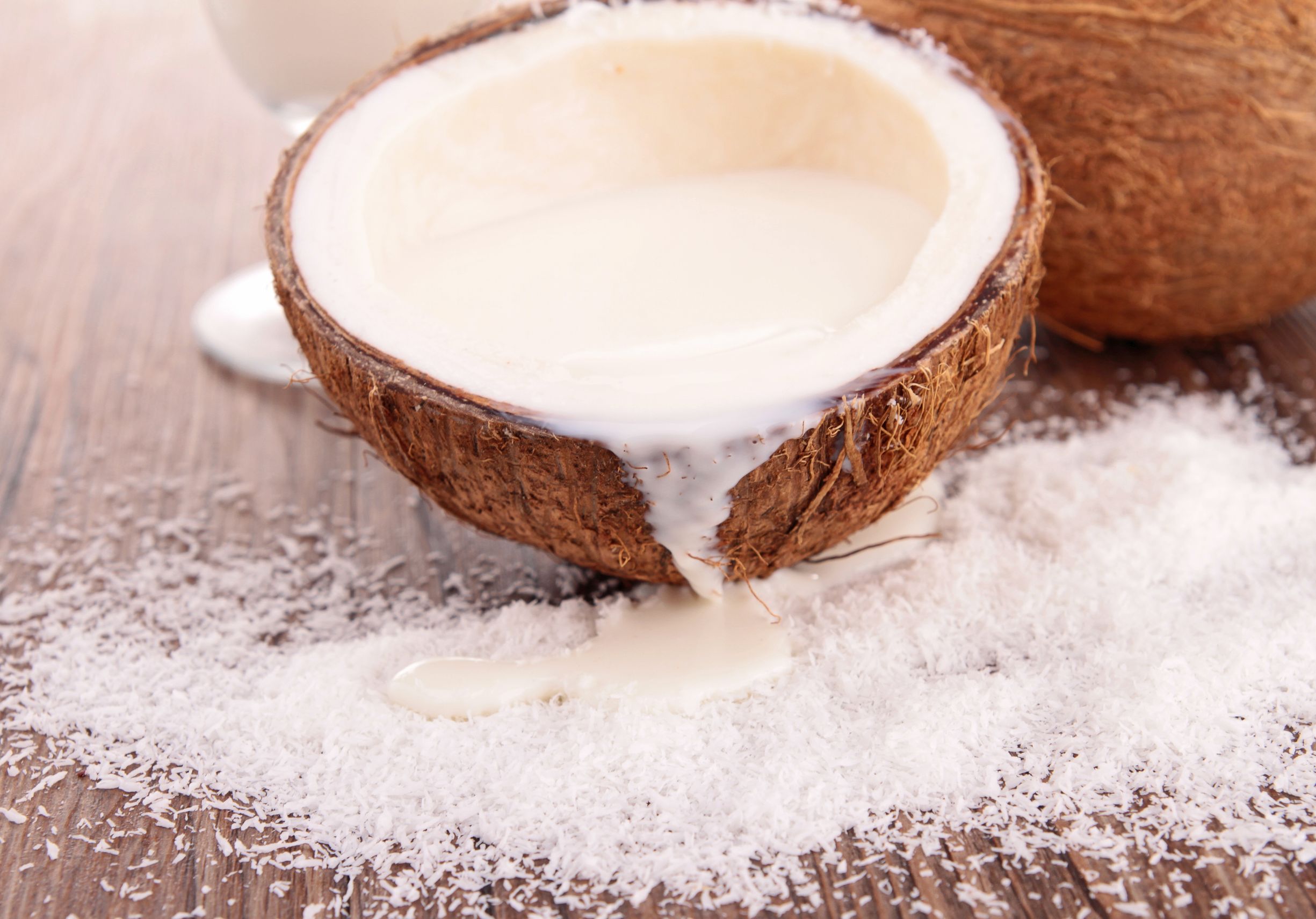 Как сделать полезное кокосовое молоко в домашних условиях