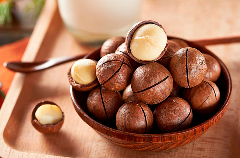Kde makadamový ořech roste a co je v něm užitečné a cenné